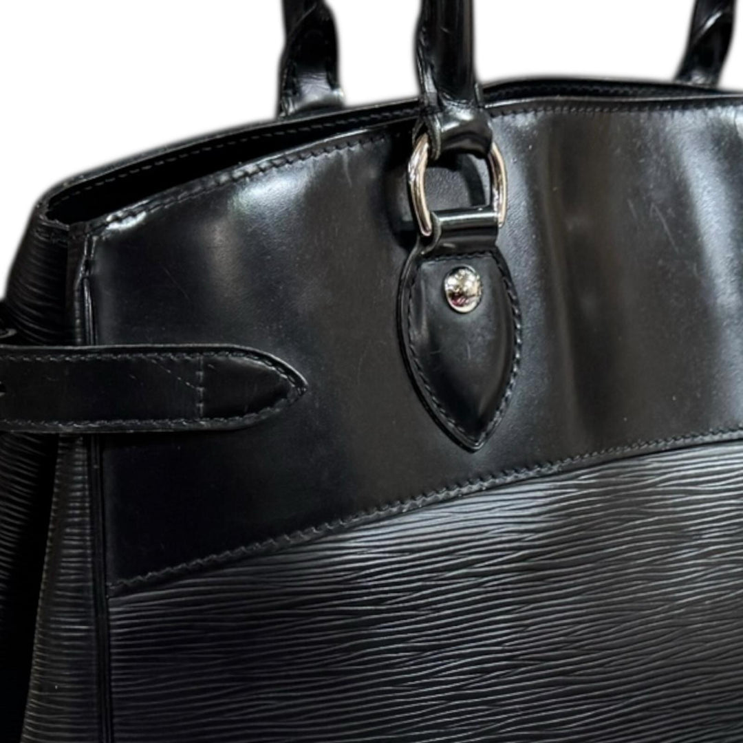 Louis Vuitton エピレザー ブラック Louis Vuitton エピレザー ブラック