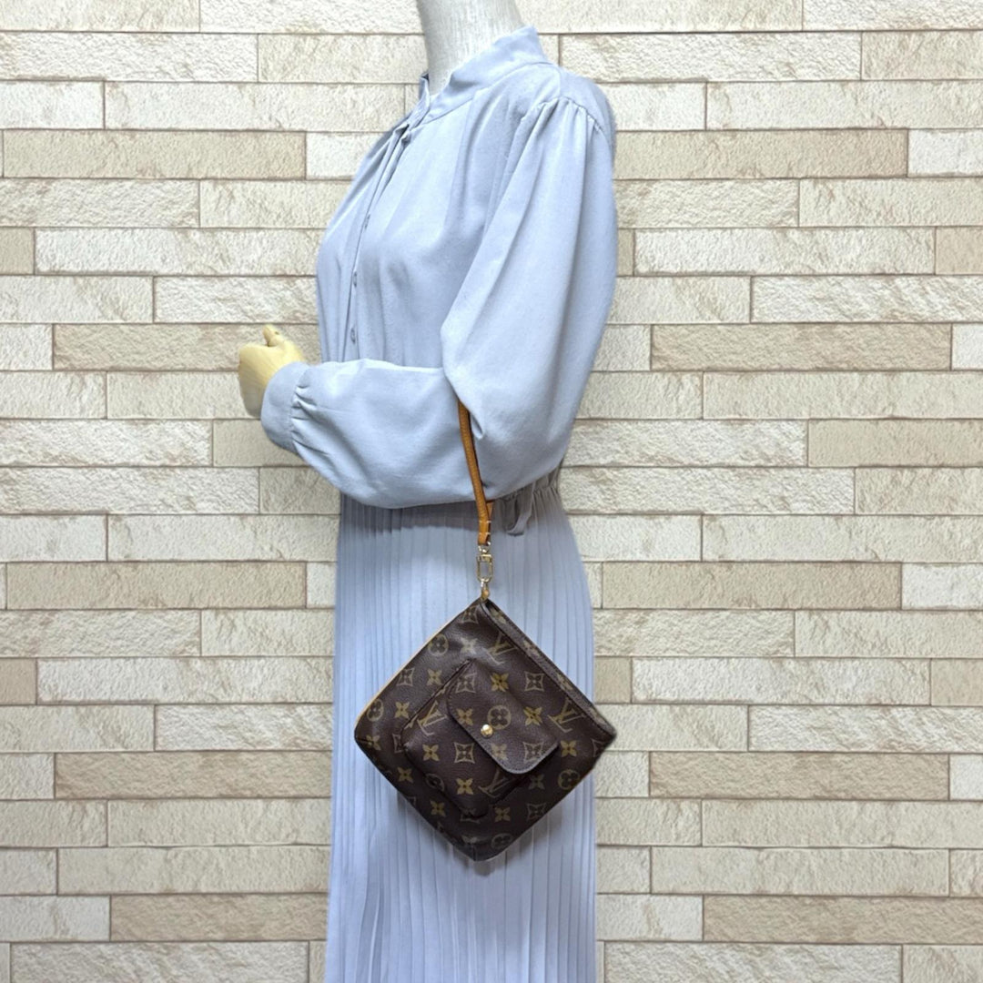 LOUIS VUITTON ルイヴィトン パルティシオン モノグラム ポーチ 