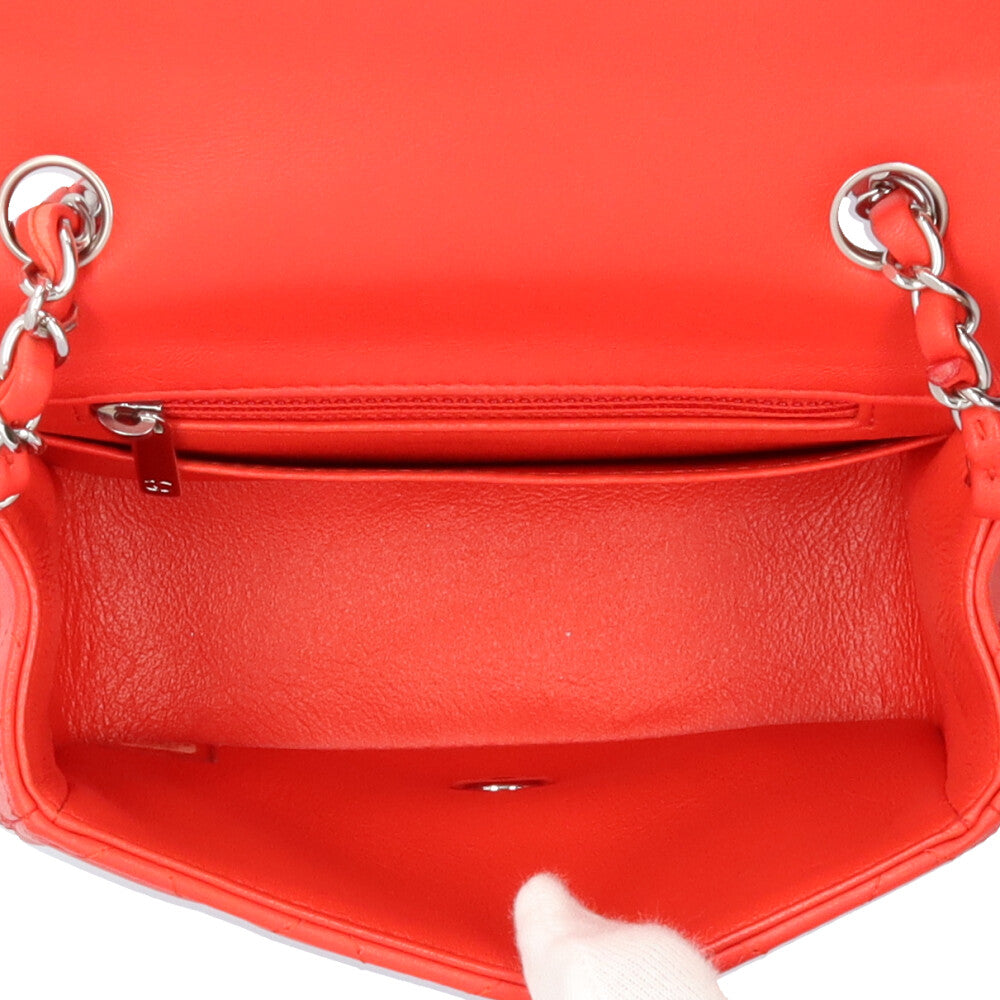 CHANEL シャネル ミニマトラッセ ショルダーバッグ レザー レッド