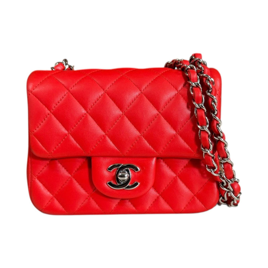 CHANEL シャネル ミニマトラッセ ショルダーバッグ レザー レッド