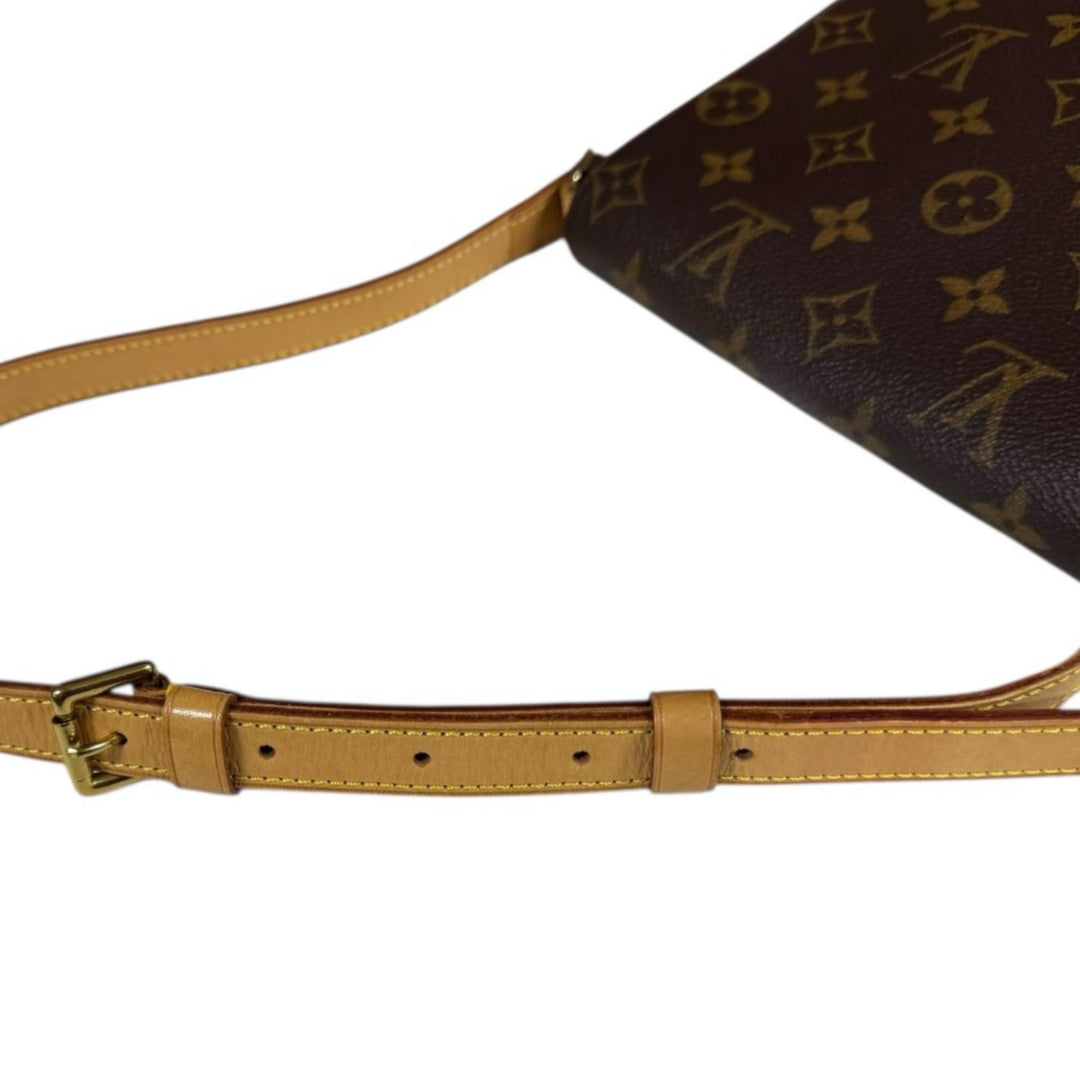 ✨さるさるべっぴんさん専用✨ルイヴィトン　LVサークル　ロゴ　ゴールド 楽天市場】LOUIS VUITTON ルイヴィトン バッグチャーム LV