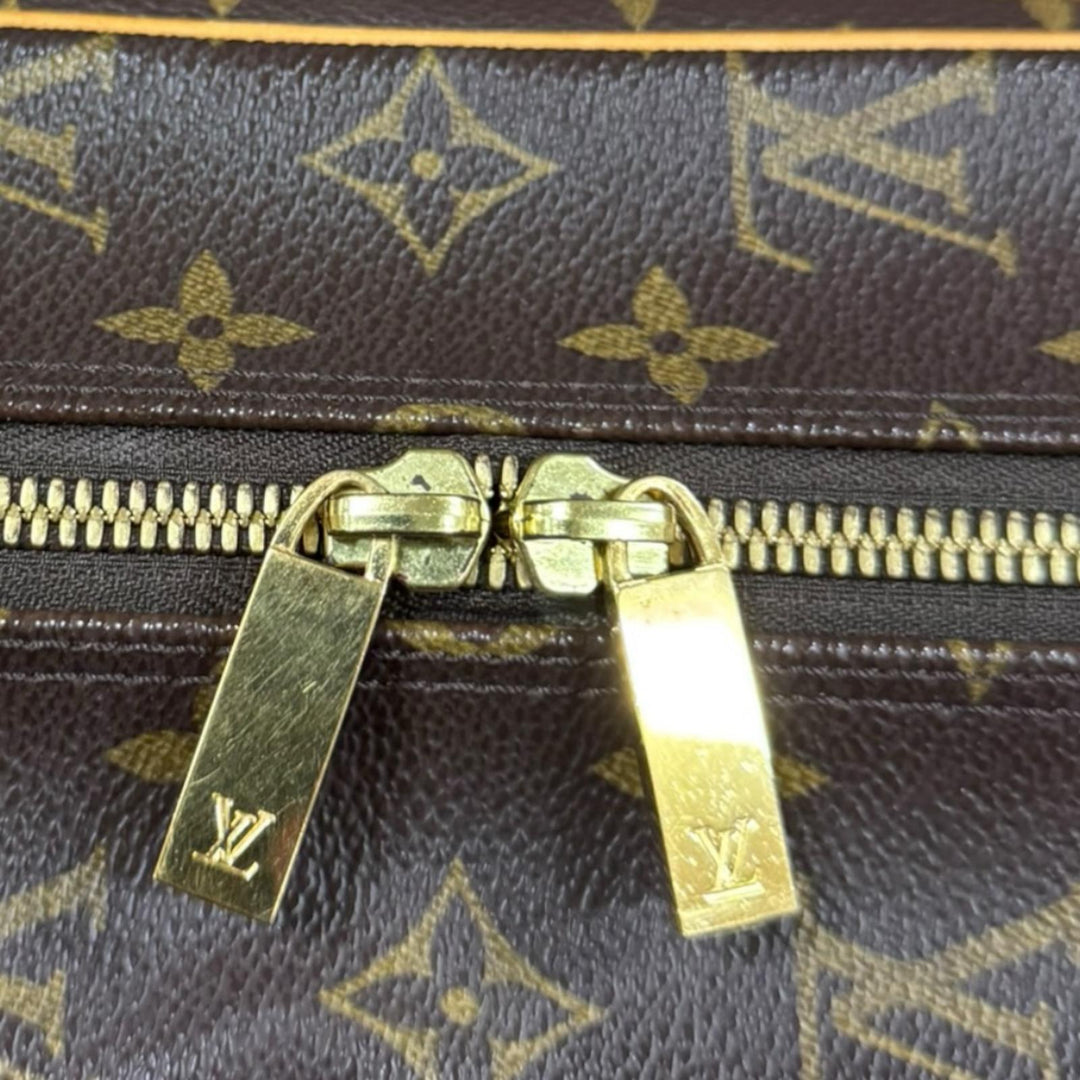 LOUIS VUITTON ルイヴィトン シテGM モノグラム ショルダーバッグ
