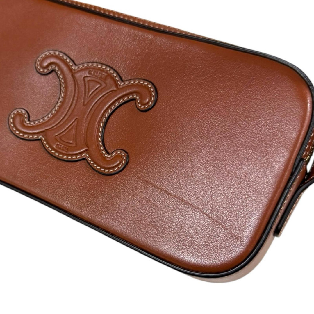 ⭐︎未使用⭐︎CELINE⭐︎ミニカメラ　トリオンフ　ポーチバック　ブラウン CELINE セリーヌ ミニカメラバッグ トリオンフ ショルダーバッグ