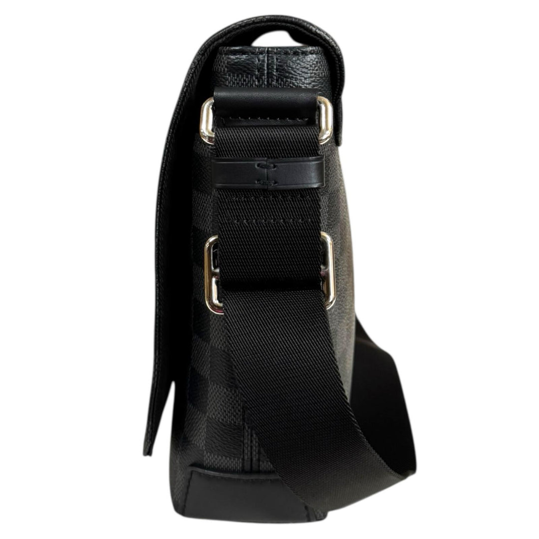 LOUIS VUITTON ルイヴィトン ディストリクトPM NV2 ダミエグラフィット