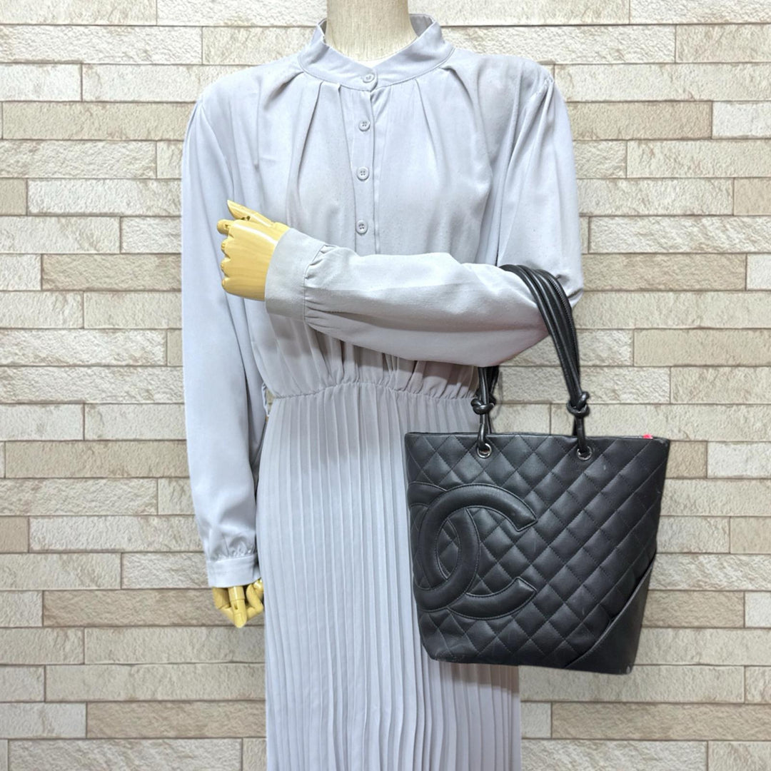 CHANEL シャネル ミディアムトート カンボン トートバッグ レザー
