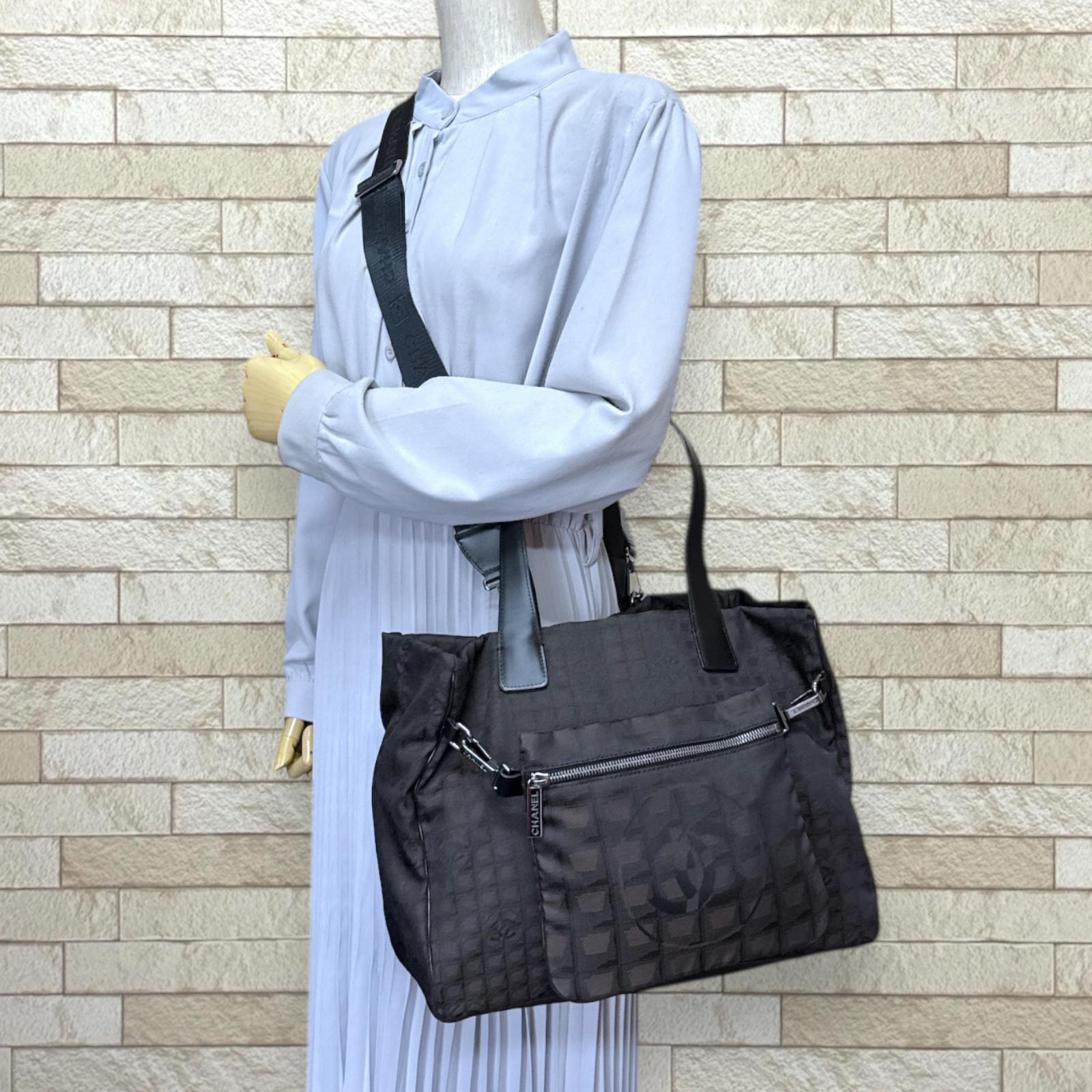 CHANEL シャネル ニュートラベル トートバッグ ナイロン