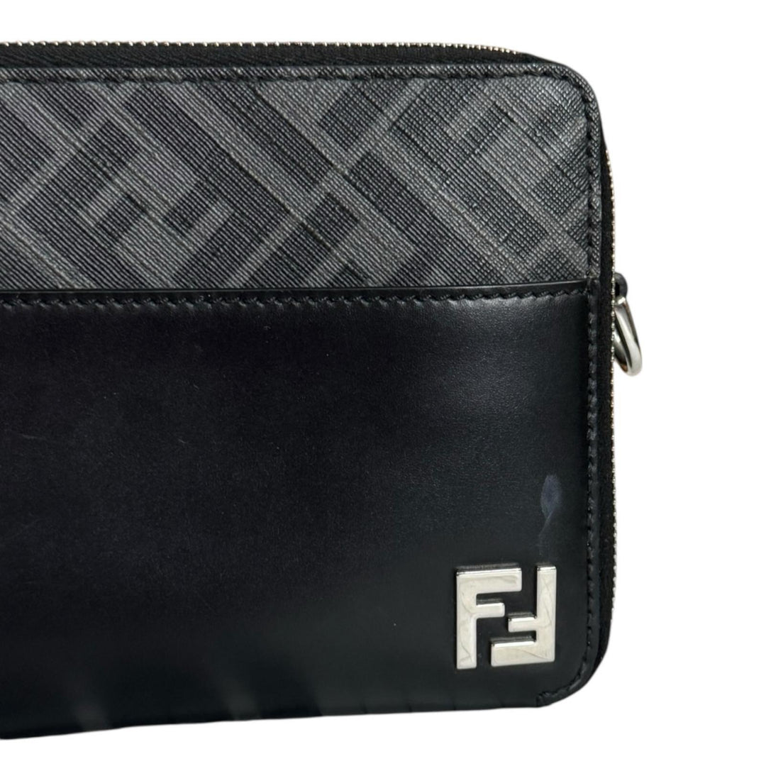 FENDI フェンディ スクエアFF カメラケース ショルダーバッグ