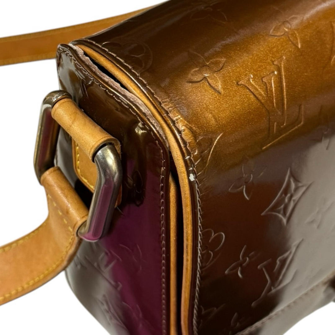 LOUIS VUITTON ルイヴィトン クリスティGM ヴェルニ ショルダーバッグ