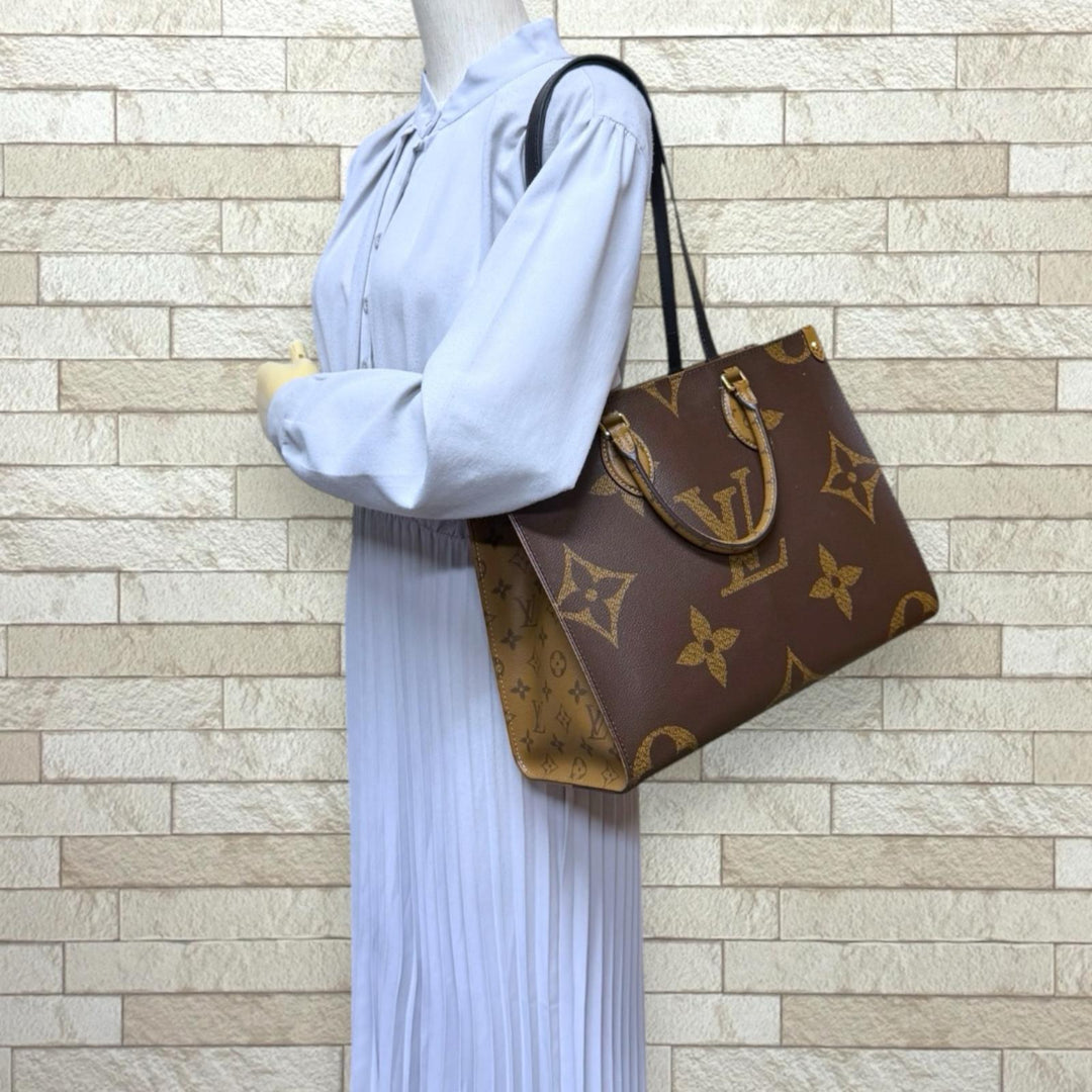 LOUIS VUITTON ルイヴィトン オンザゴーMM モノグラムジャイアント