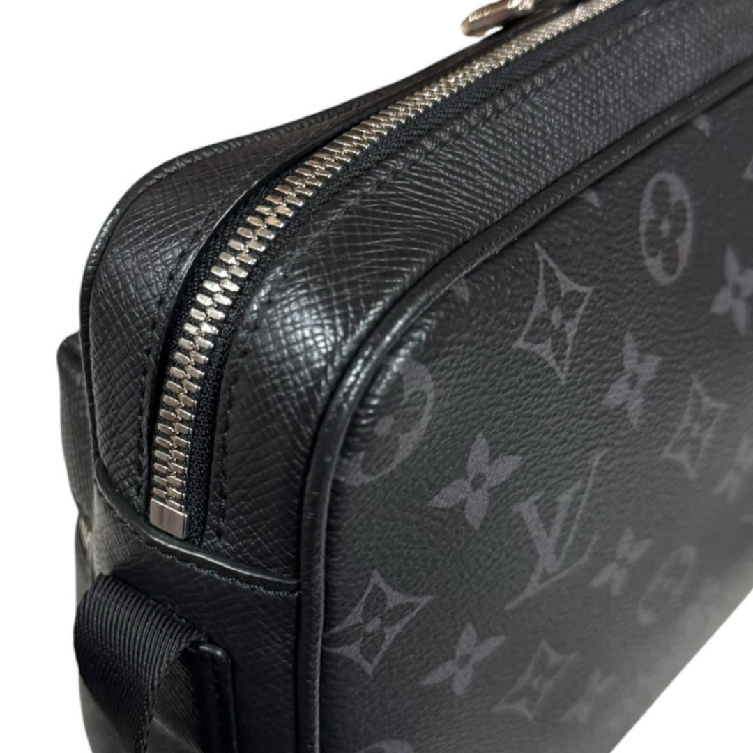 LOUIS VUITTON ルイヴィトン アウトドアメッセンジャーPM タイガラマ