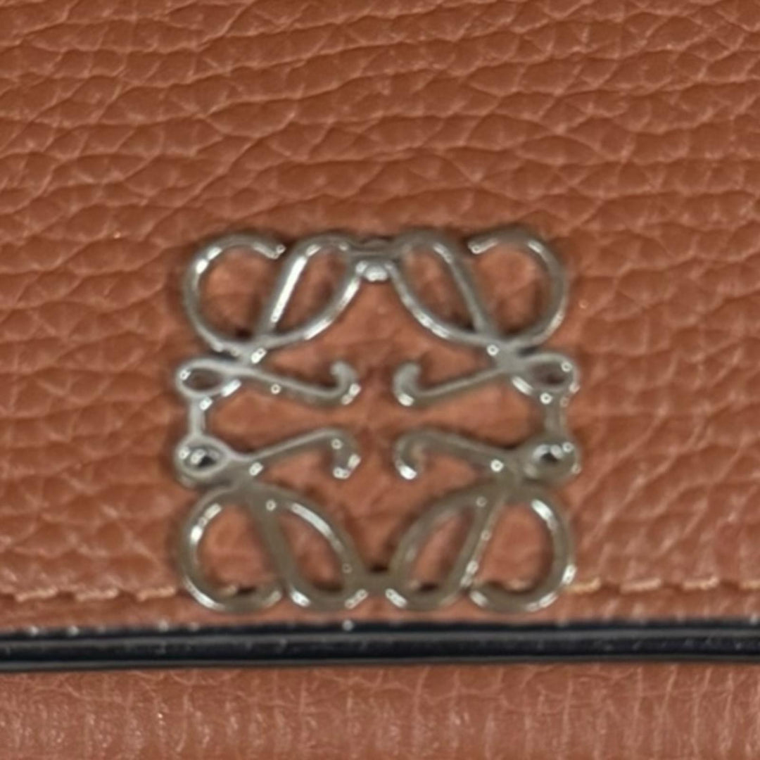 LOEWE ロエベ トライフォールドウオレット アナグラム 長財布