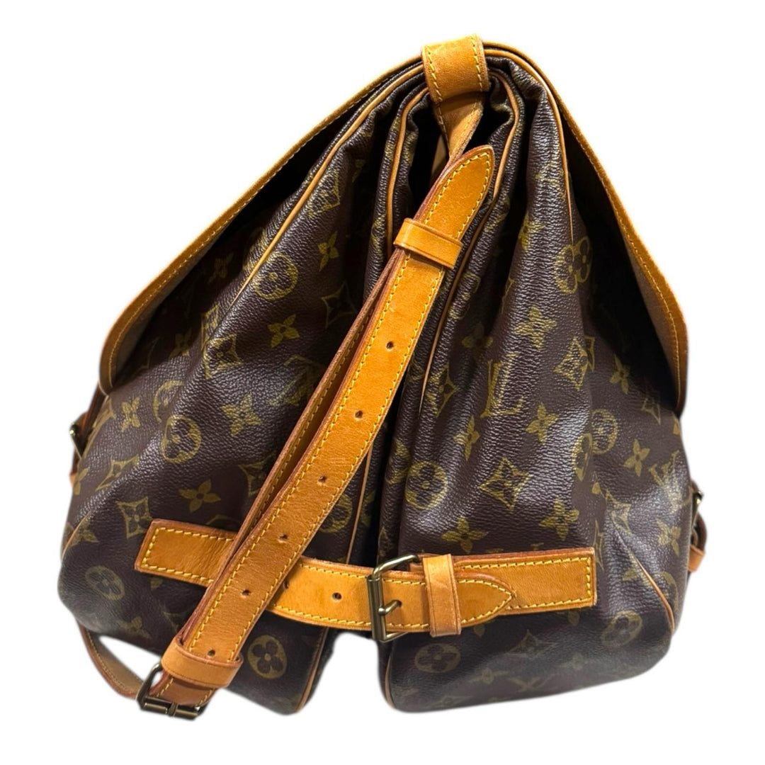 LOUIS VUITTON ルイヴィトン ソミュール43 モノグラム ショルダー