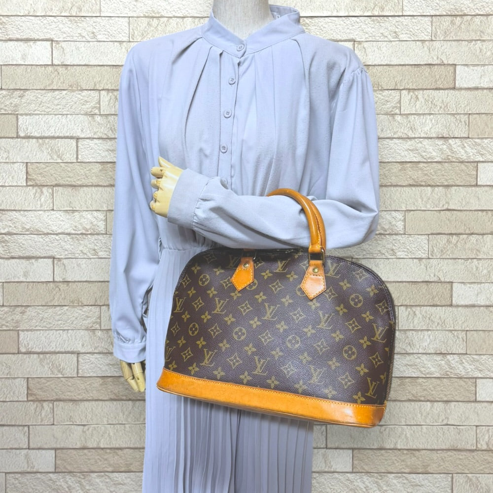 LOUIS VUITTON Alma Monogram ハンドバッグ LOUIS VUITTON Alma Monogram Handbag Monogram Canvas Brown Ladies