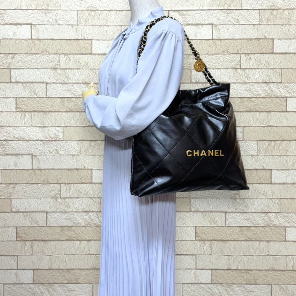 CHANEL シャネル CHANEL 22 スモール ショルダーバッグ ブラック