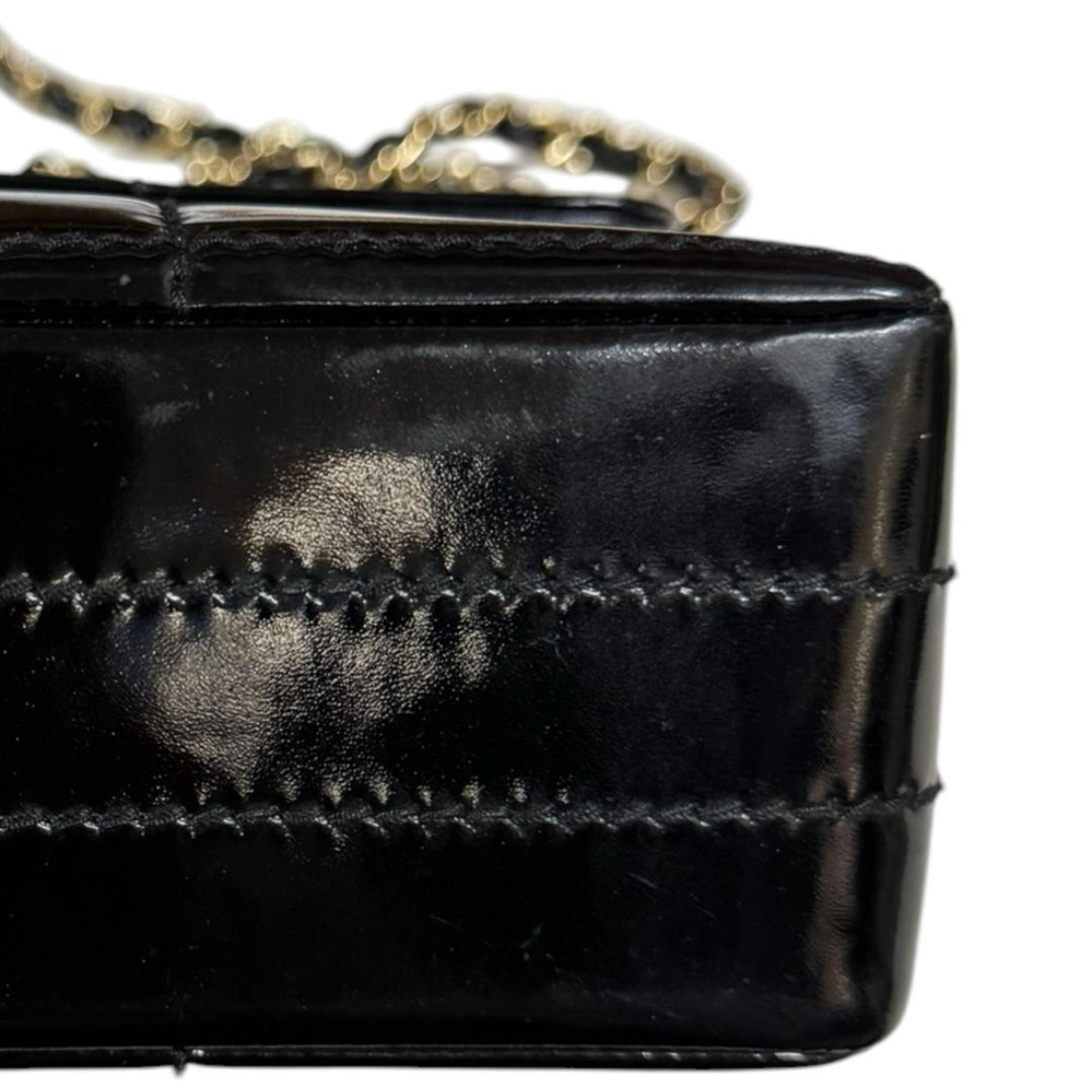CHANEL シャネル チョコバー ショルダーバッグ パテントレザー