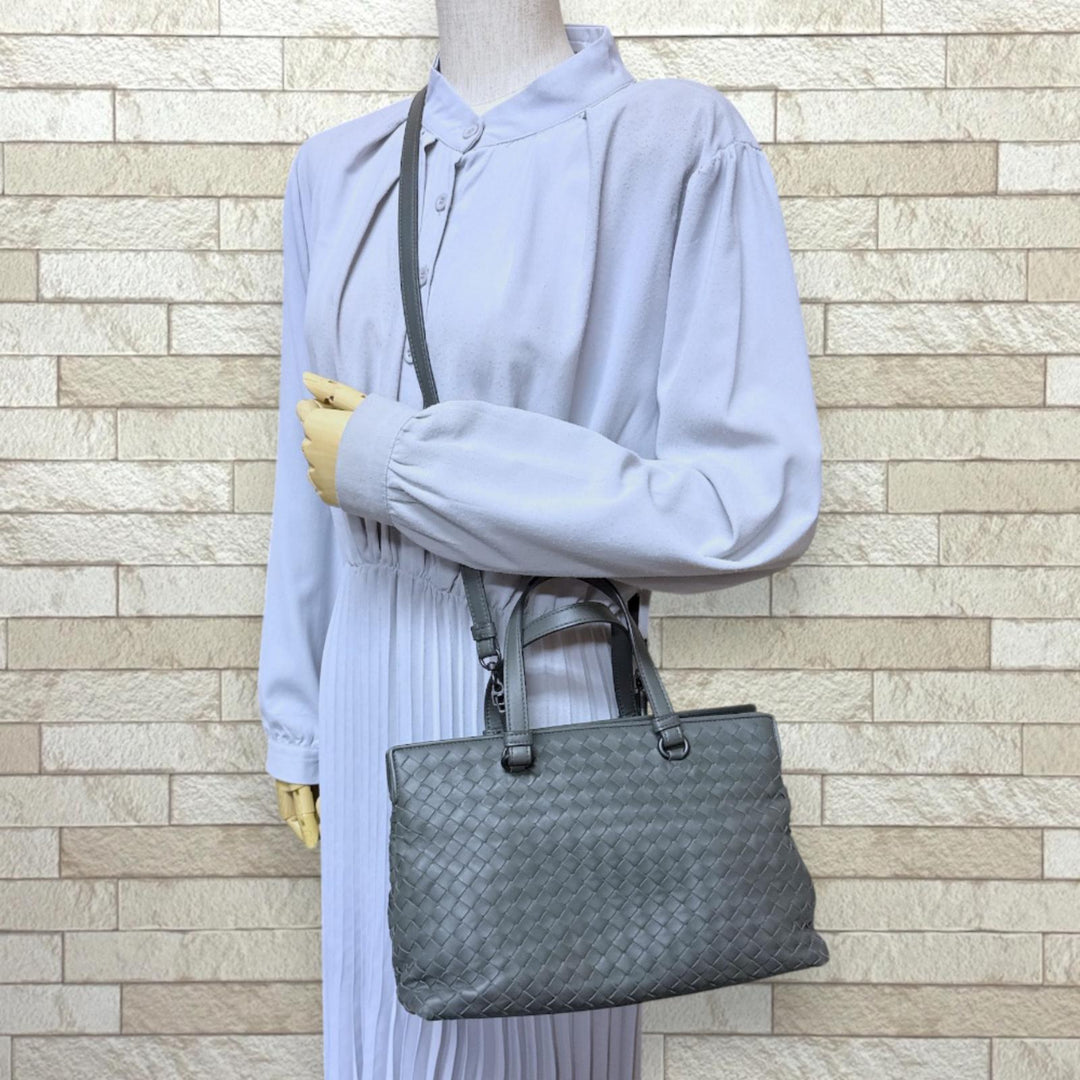 BOTTEGAVENETA ボッテガヴェネタ イントレチャート ショルダーバッグ