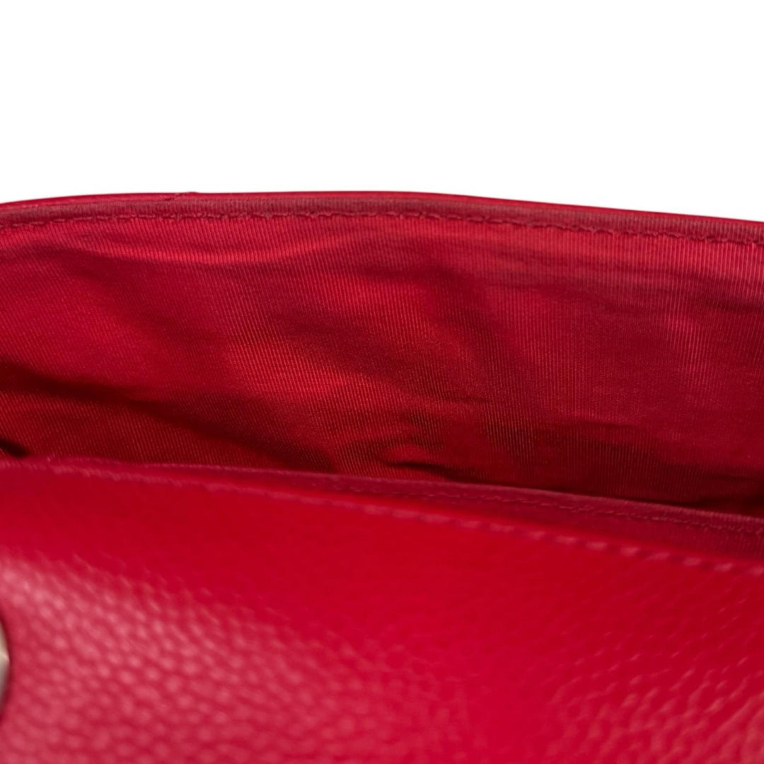 CHANEL シャネル Vステッチ ショルダーバッグ レザー レッド