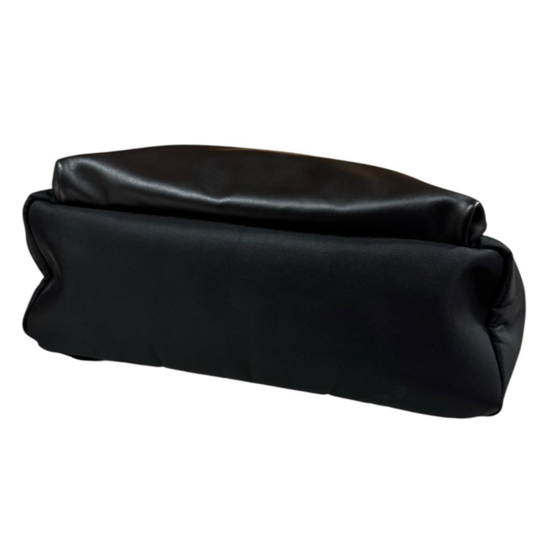 FENDI フェンディ モンスターバグズ リュック・デイパック レザー ユニ