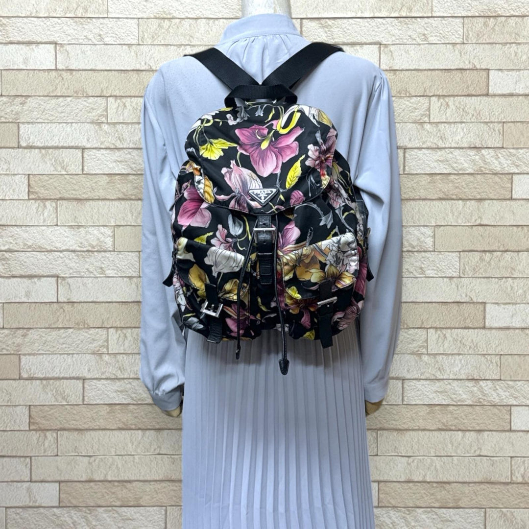 PRADA プラダ フラワー リュック・デイパック ナイロン レディース