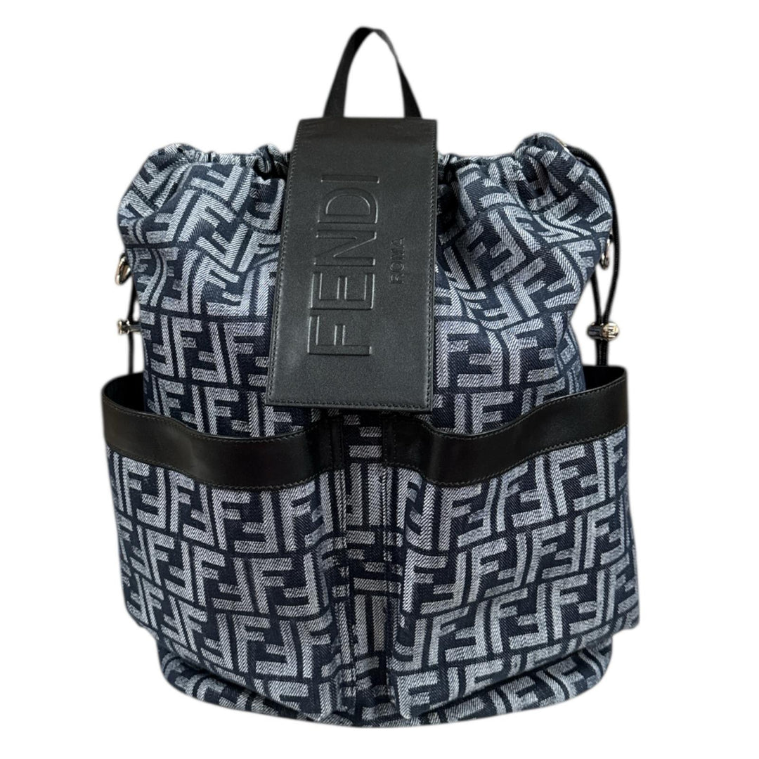 FENDI フェンディ FFジャガードストライクミディアム リュック