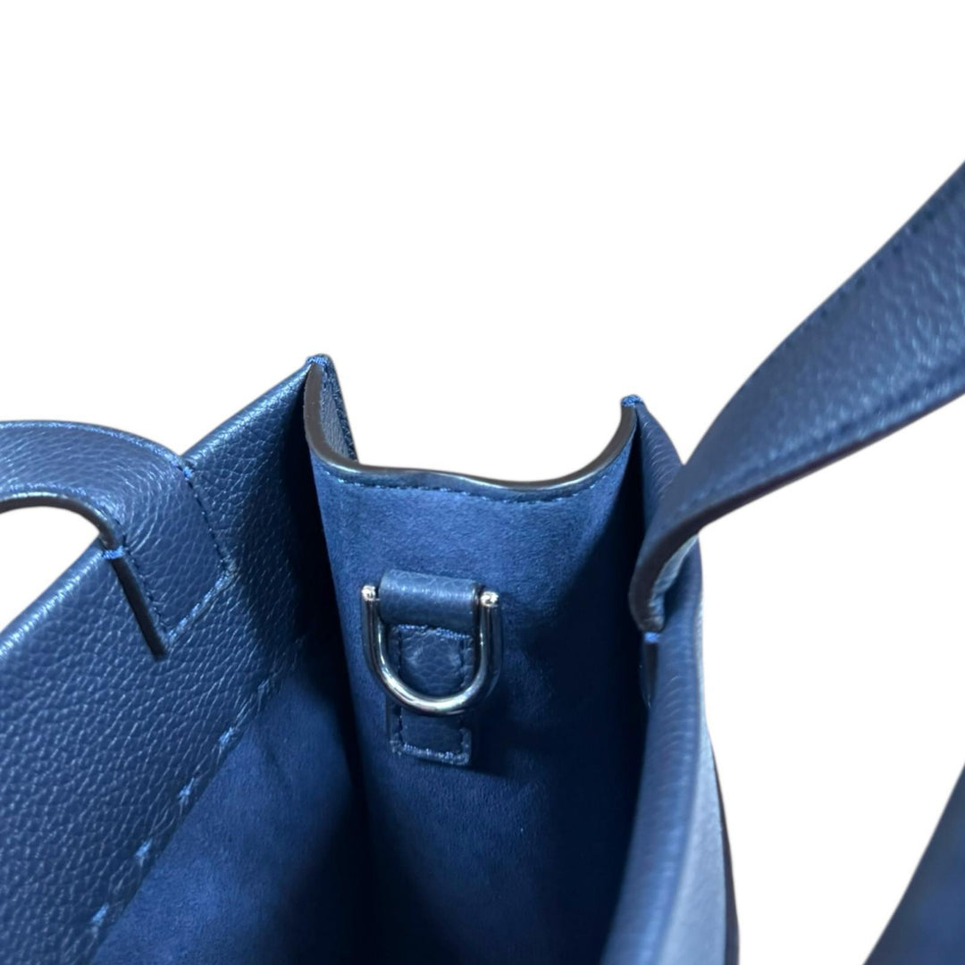 FENDI フェンディ ゴートゥーショッパースモール ショルダーバッグ