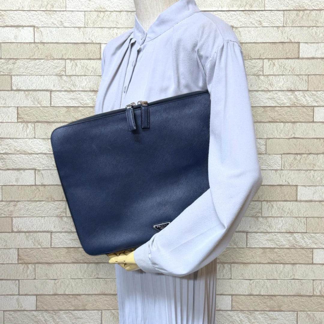 PRADA プラダ サフィアーノ セカンドバッグ レザー ネイビー メンズ