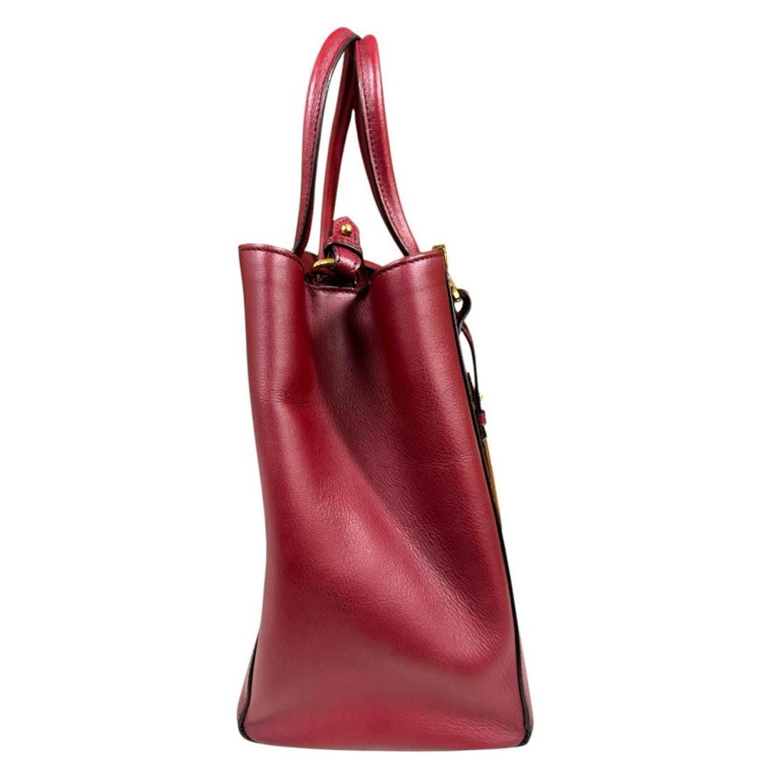 FENDI フェンディ トゥージュール ショルダーバッグ レザー レッド