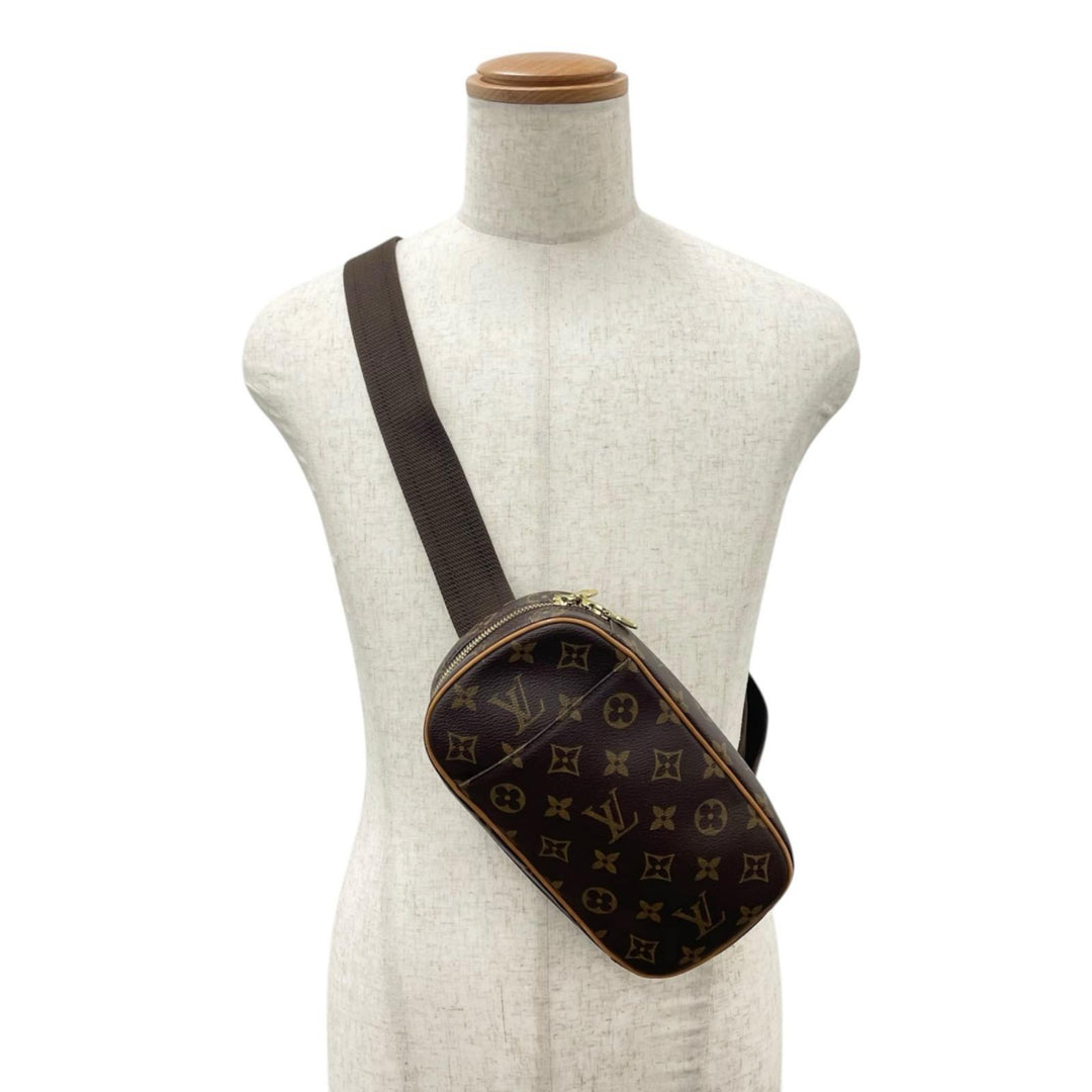 LOUIS VUITTON ルイヴィトン ポシェットガンジュ モノグラム ボディ
