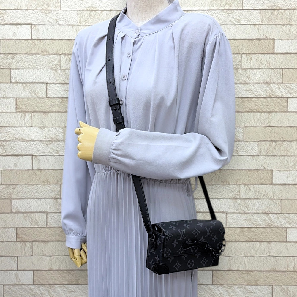 LOUIS VUITTON ルイヴィトン スティーマーウェアラブル ウォレット