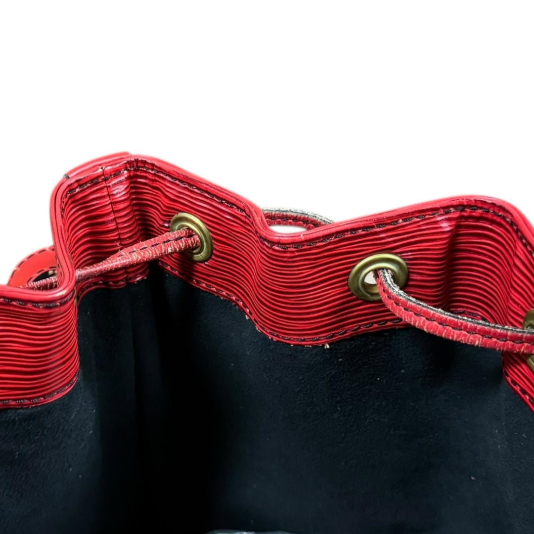 LOUIS VUITTON ルイヴィトン ノエ エピ ショルダーバッグ エピレザー