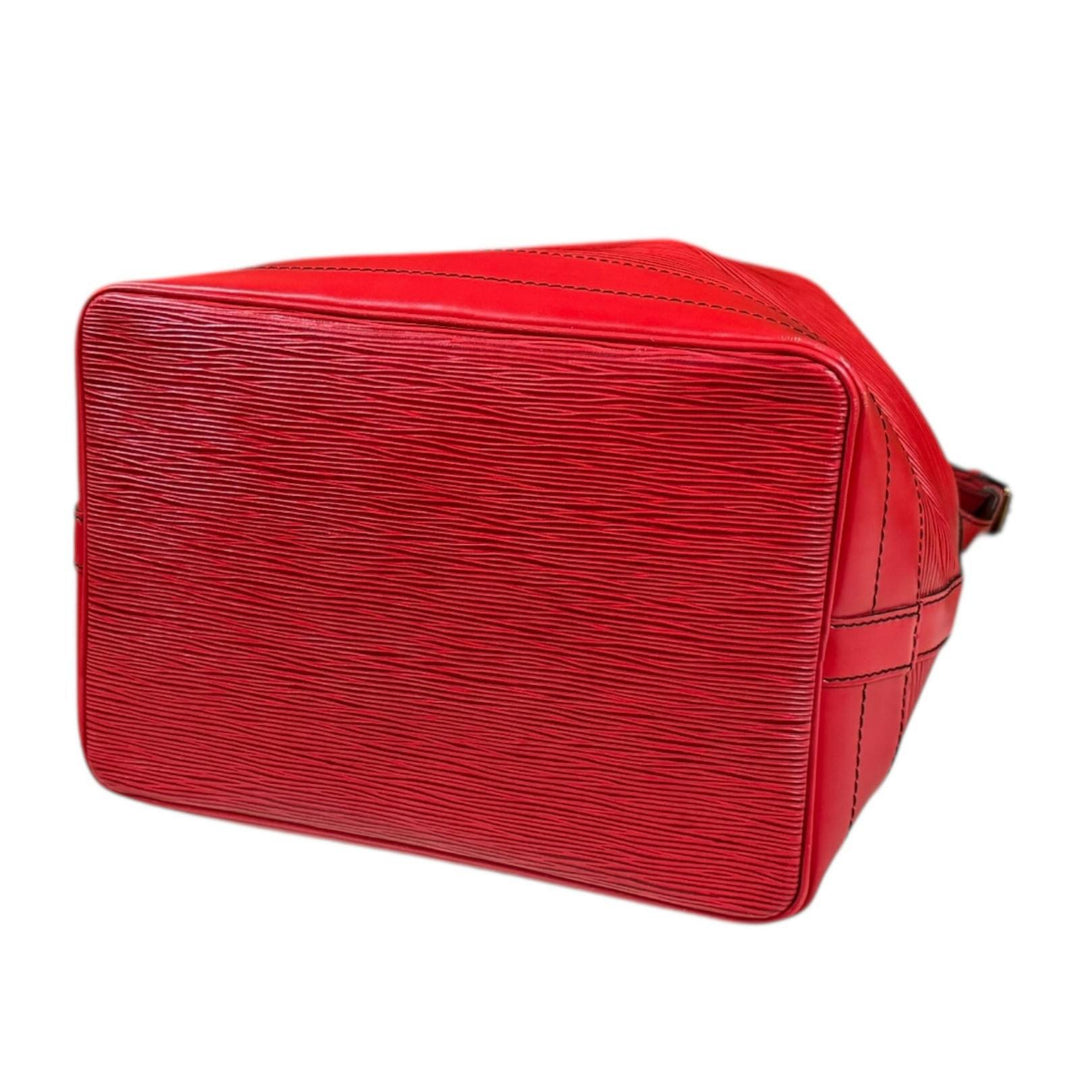 Louis Vuitton エピレザー ショルダーバッグ レッド LOUIS VUITTON（ルイ・ヴィトン） ルイ ヴィトン ショルダーバッグ