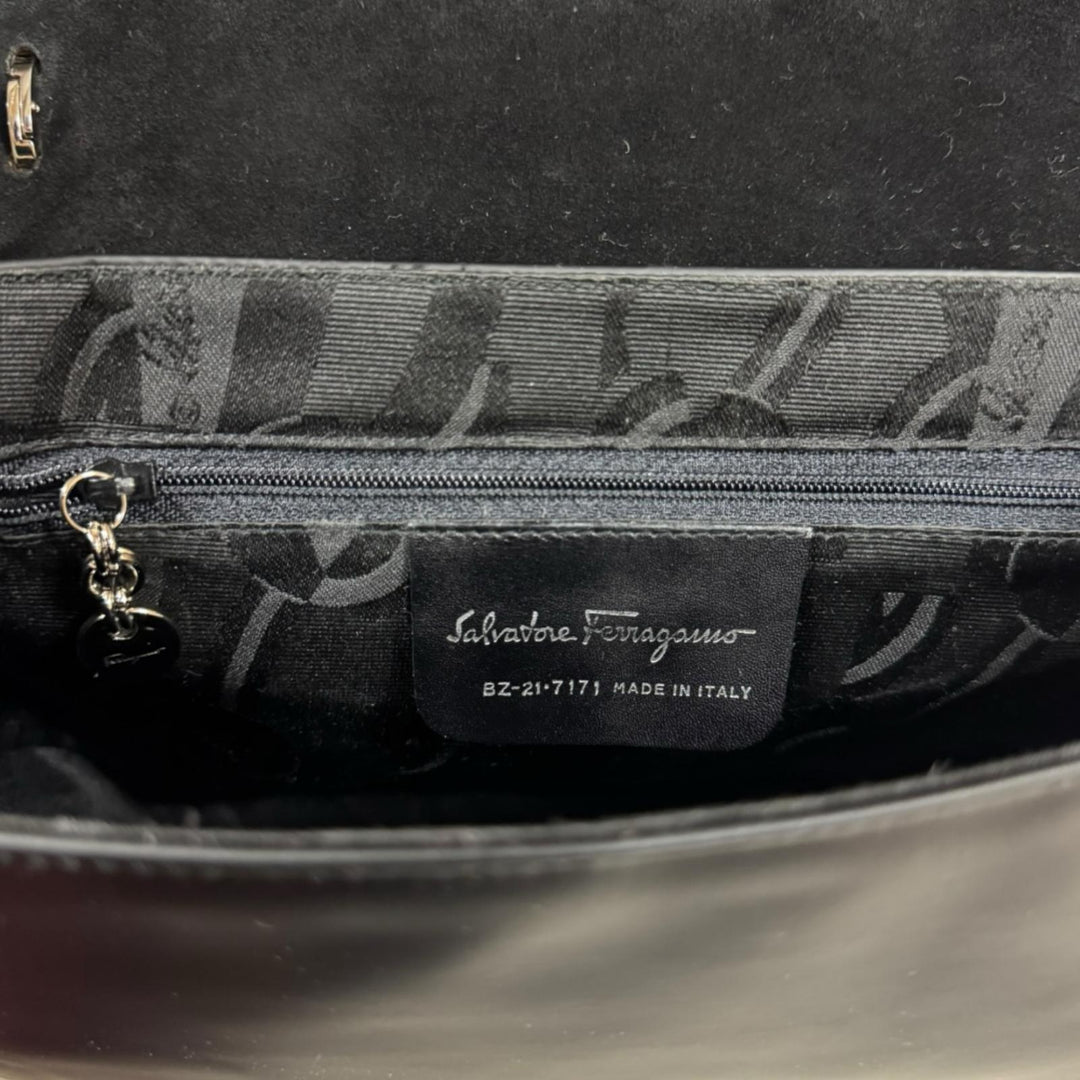 Salvatore Ferragamo サルヴァトーレフェラガモ ショルダーバッグ