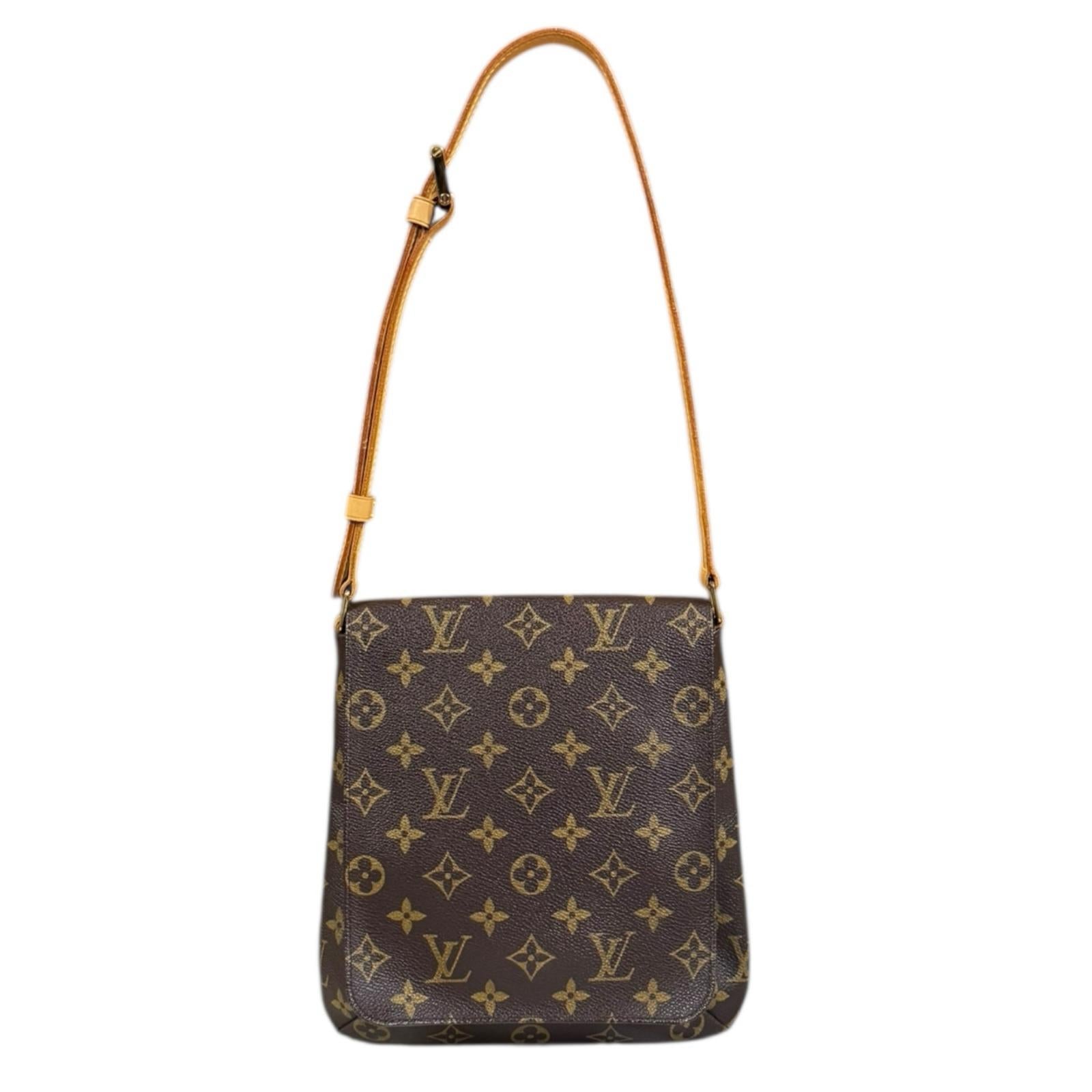 LOUIS VUITTON ルイヴィトン ミュゼットサルサ ショート モノグラム