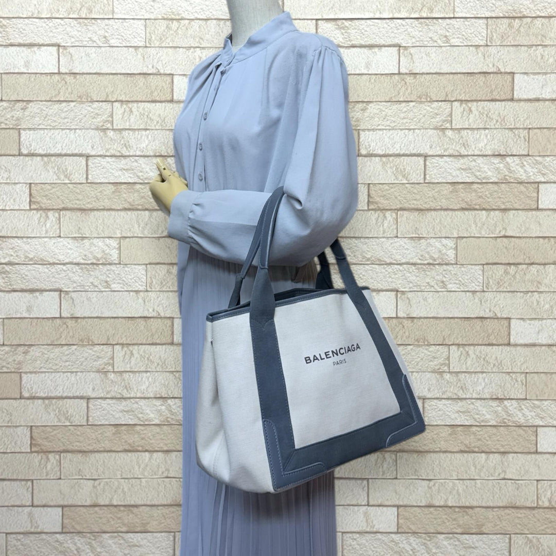 BALENCIAGA Navy Cabas Tote Bag Canvas White Ladies Used – 【公式