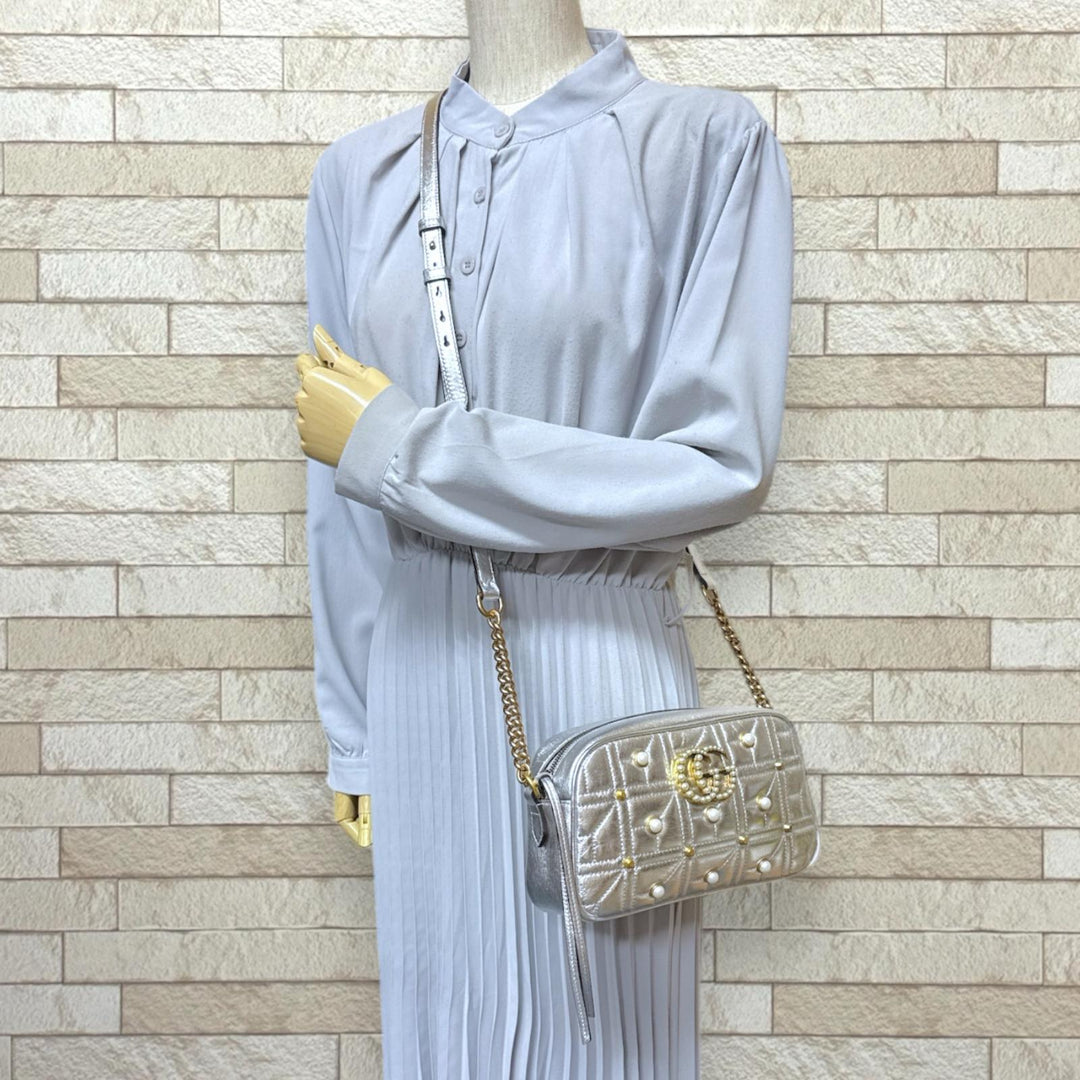 GUCCI グッチ GGマーモント ショルダーバッグ レザー シルバー