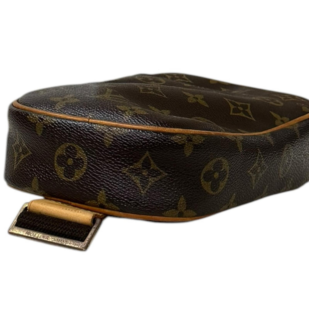 LOUIS VUITTON ルイヴィトン ポシェットガンジュ モノグラム ボディ