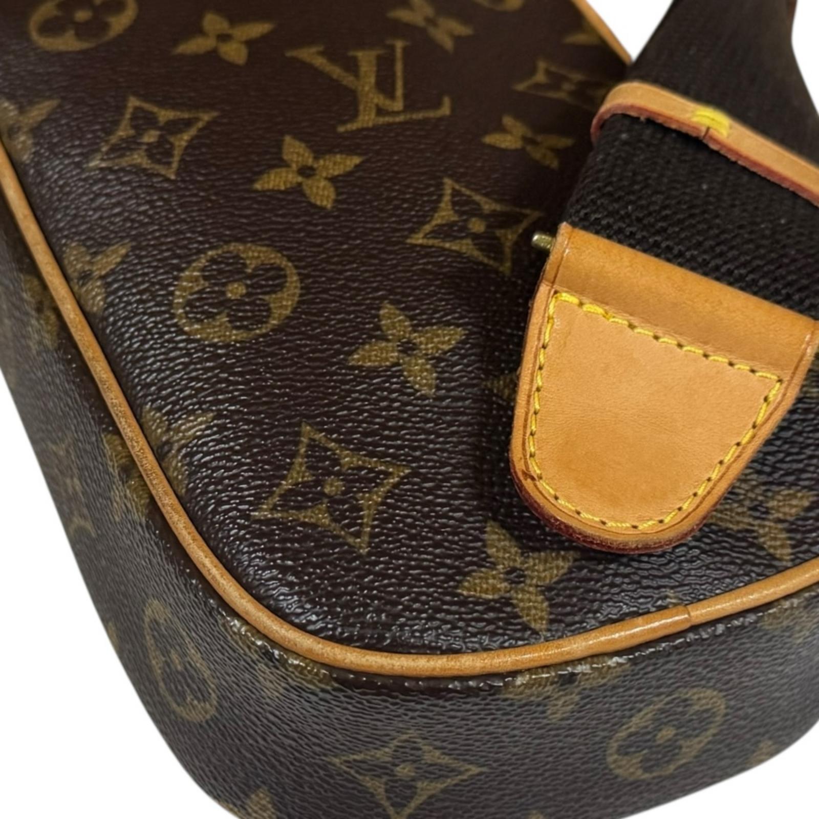 LOUIS VUITTON ルイヴィトン ポシェットガンジュ モノグラム