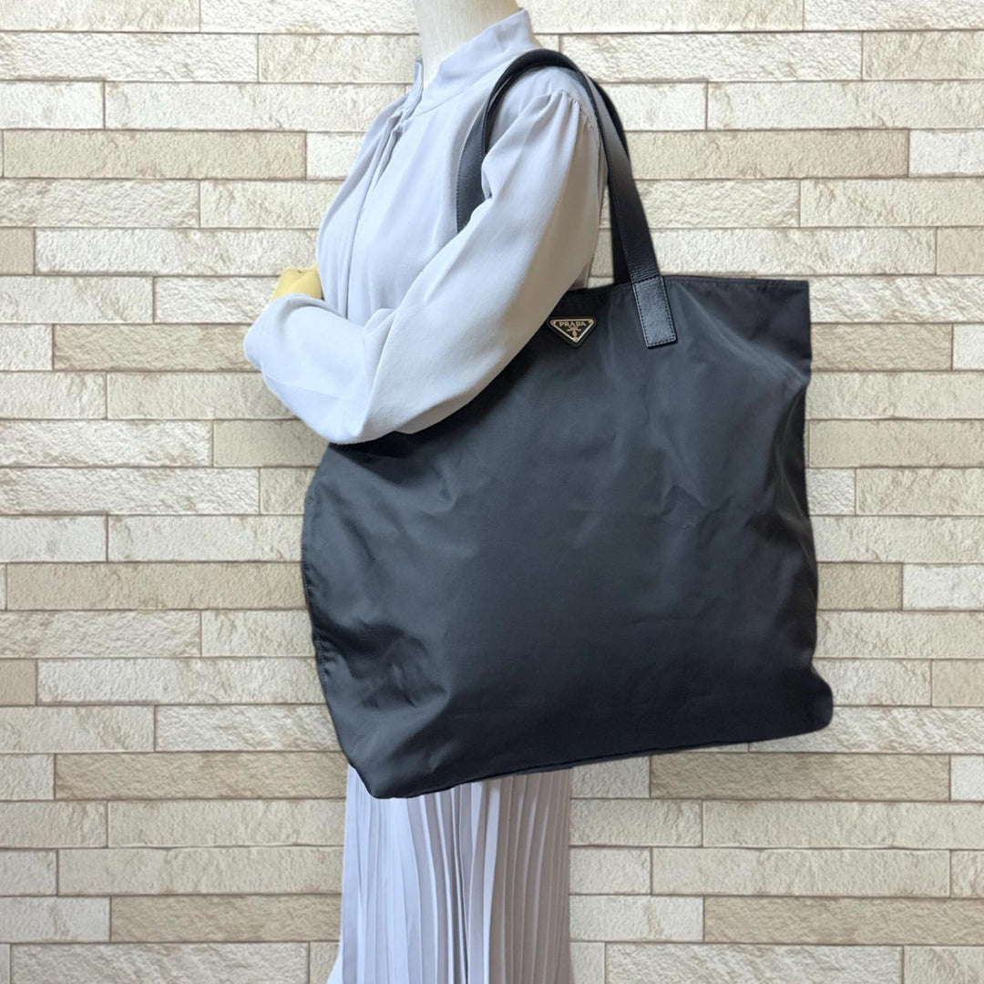 PRADA プラダ トートバッグ ナイロン ブラック ユニセックス 中古