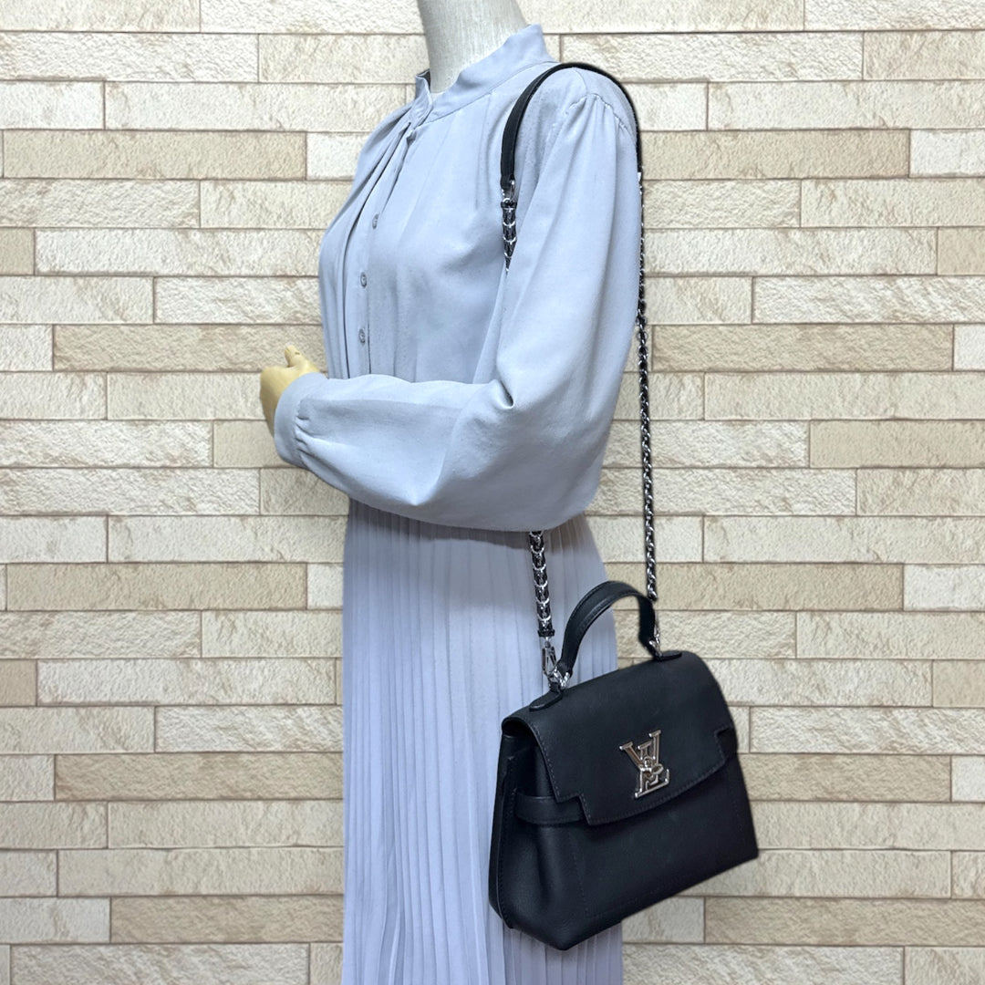 LOUIS VUITTON ルイヴィトン ロックミーエヴァーMINI ショルダーバッグ