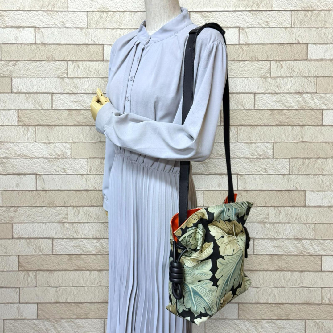 LOEWE William Morris Collaboration Flamenco Knot Shoulder Bag