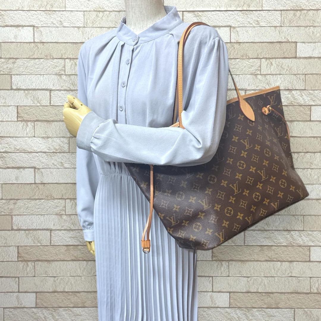LOUIS VUITTON ルイヴィトン ネヴァーフルMM モノグラム トートバッグ