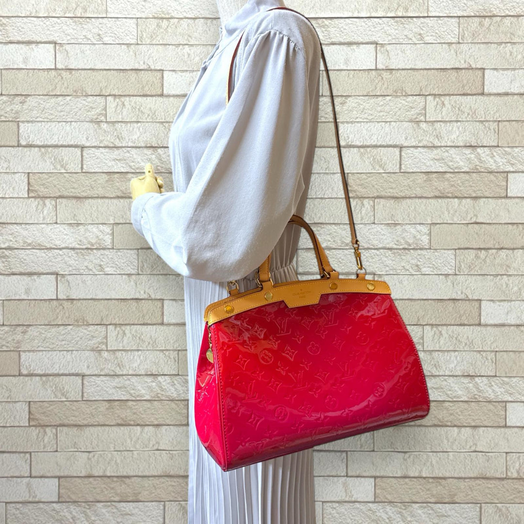 新年大幅お値下げ❣️ルイヴィトン　ヴェルニ　ブレア LOUIS VUITTON ルイヴィトン ブレアMM ヴェルニ ショルダーバッグ
