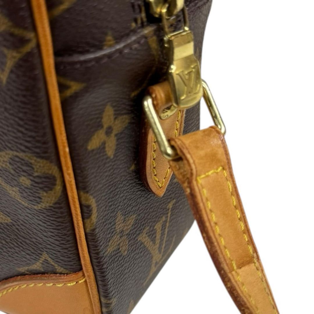 LOUIS VUITTON ルイヴィトン トロカデロ27 モノグラム ショルダー