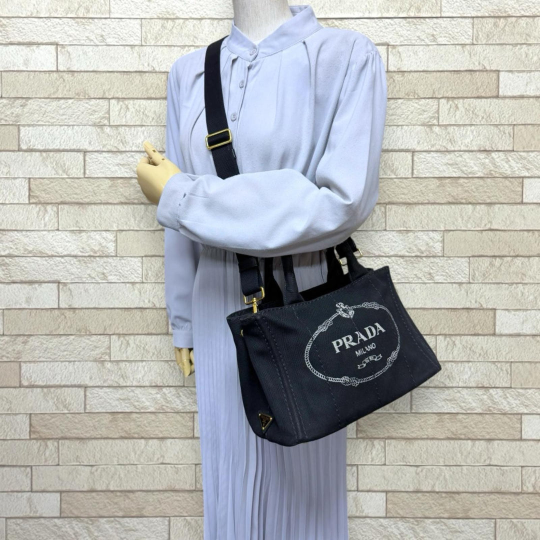 PRADA プラダ カナパ ショルダーバッグ キャンバス ブラック