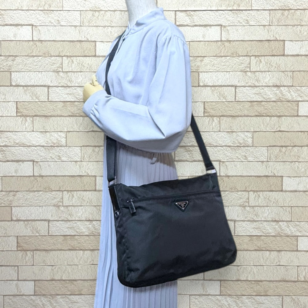 PRADA プラダ ショルダーバッグ ナイロン ブラック ユニセックス 中古