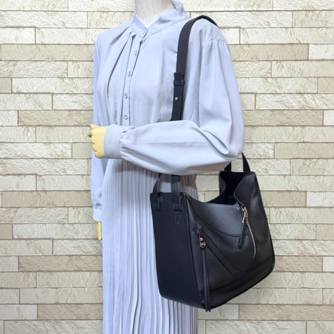 LOEWE ロエベ ハンモック ミディアム ショルダーバッグ レザー