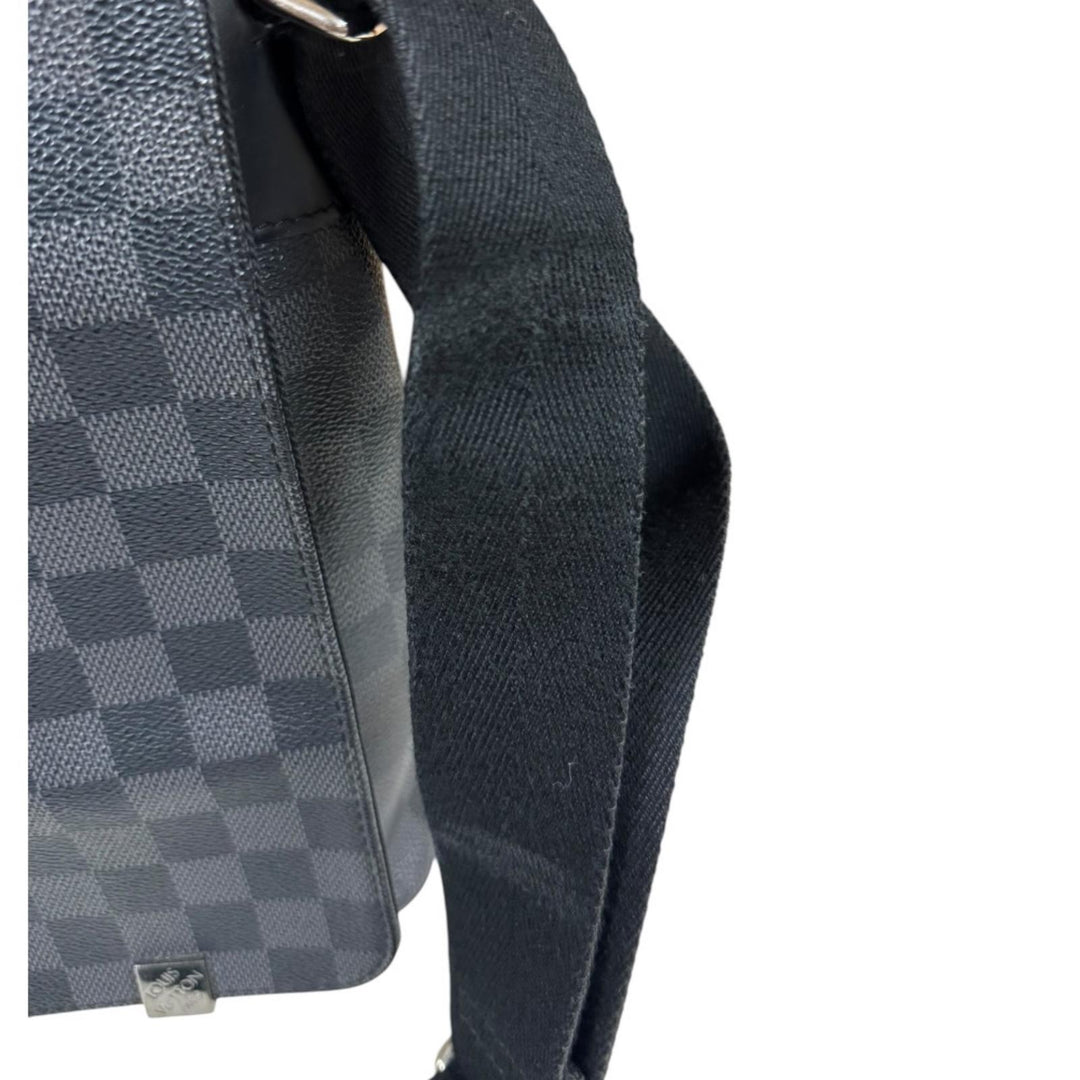 LOUIS VUITTON ルイヴィトン ディストリクトMM NM ダミエグラフィット