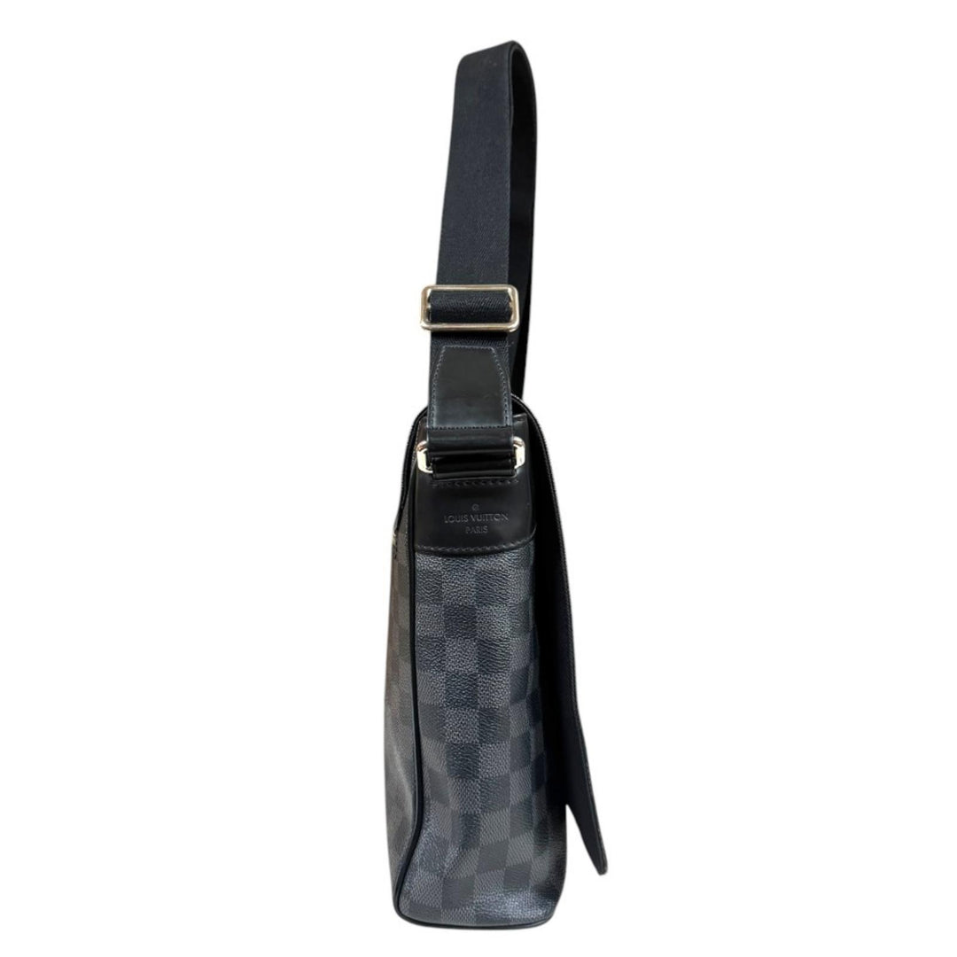 LOUIS VUITTON ルイヴィトン ディストリクトMM NM ダミエグラフィット