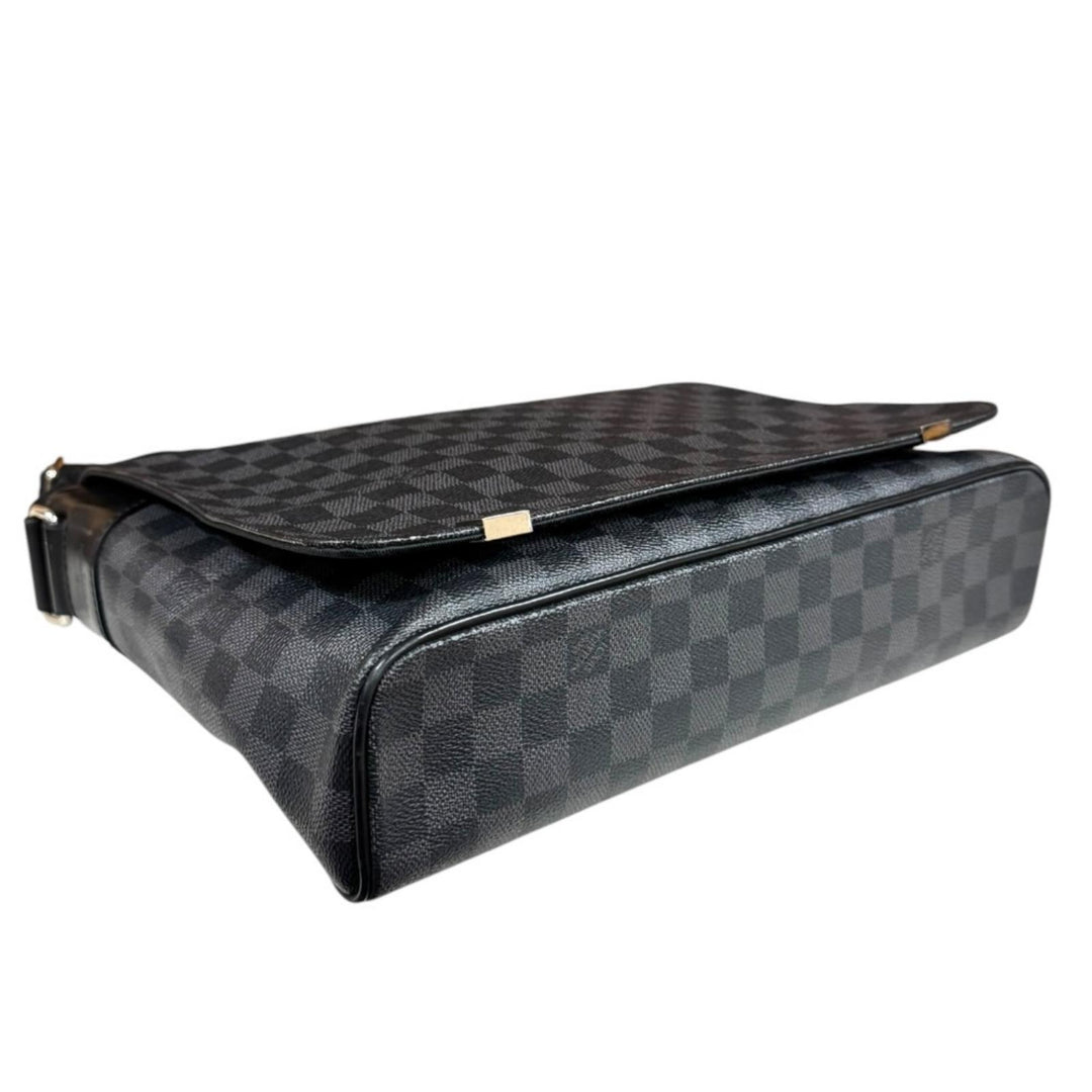 LOUIS VUITTON ルイヴィトン ディストリクトMM NM ダミエグラフィット