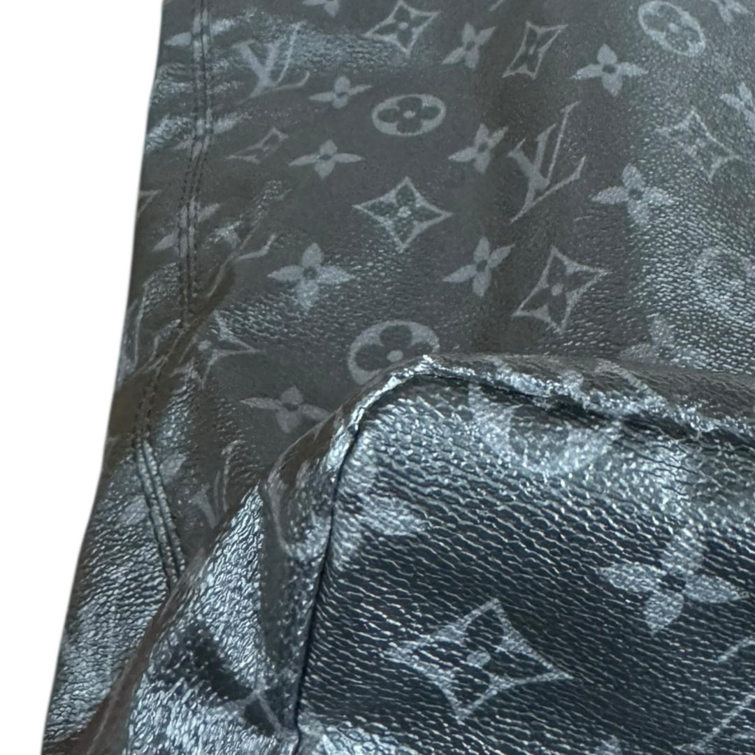 LOUIS VUITTON ルイヴィトン フラグメントコラボ カバ ライト